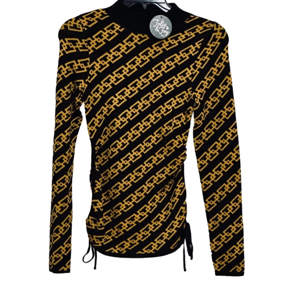 Gorgeous Jolie & Joy black yellow chain design sweaters
